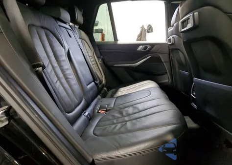 2020 BMW X5 xDrive40I z USA, uszkodzony, nr VIN 5UXCR6C04L9B86497